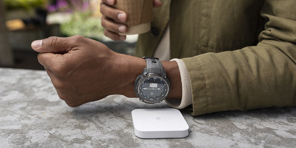 Garmin Instinct Crossover AMOLED (2)